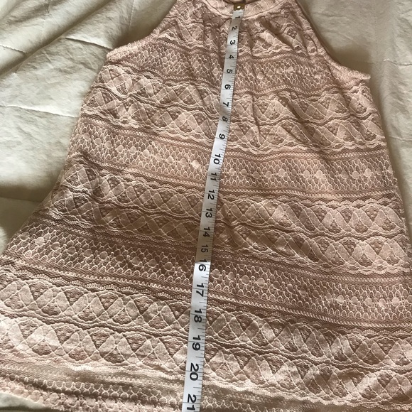 🌸 Light blush /tan colored halter top, Size XS - Picture 6 of 7